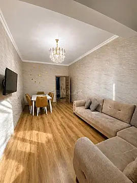 Kirayə verilir 2 otaqlı mənzil 80 m² — Bakı, Nizami 2 otaq 80.00 m²