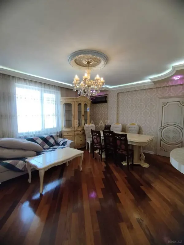 Satılır 3 otaqlı mənzil 88 m²