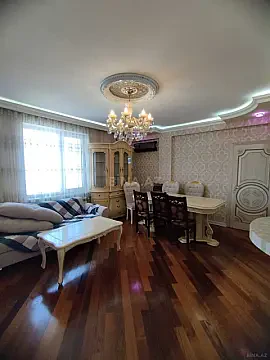 Satılır 3 otaqlı mənzil 88 m² — Bakı, İnşaatçılar 3 otaq 88.00 m²