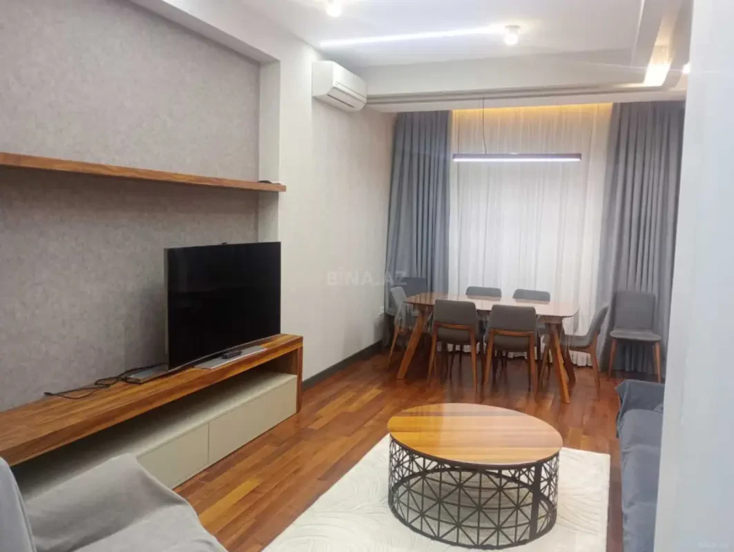Kirayə verilir 3 otaqlı mənzil 117 m²