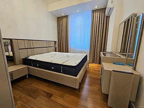 Kirayə verilir 2 otaqlı mənzil 80 m² — Bakı 2 otaq 80.00 m²