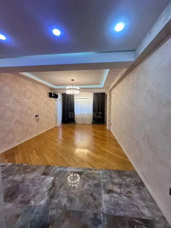 Satılır 3 otaqlı mənzil 106 m²