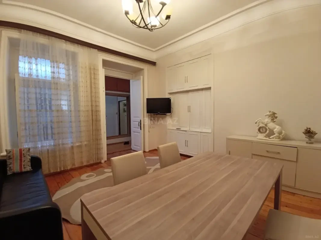 Kirayə verilir 3 otaqlı mənzil 75 m²