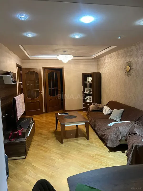 Kirayə verilir 2 otaqlı mənzil 65 m²