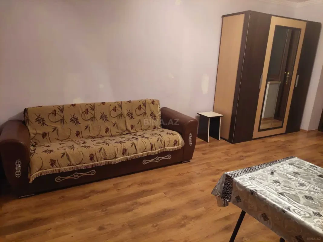 Kirayə verilir 2 otaqlı mənzil 60 m²