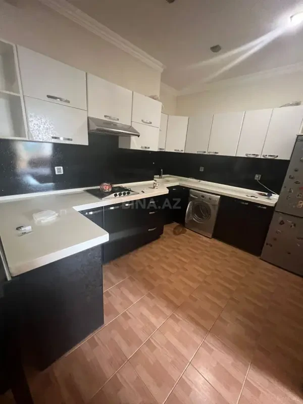 Kirayə verilir 3 otaqlı mənzil 90 m²