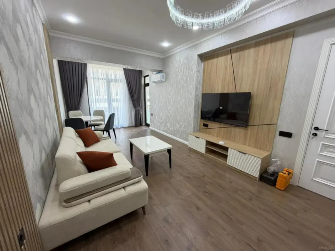 Satılır 2 otaqlı mənzil 66 m²