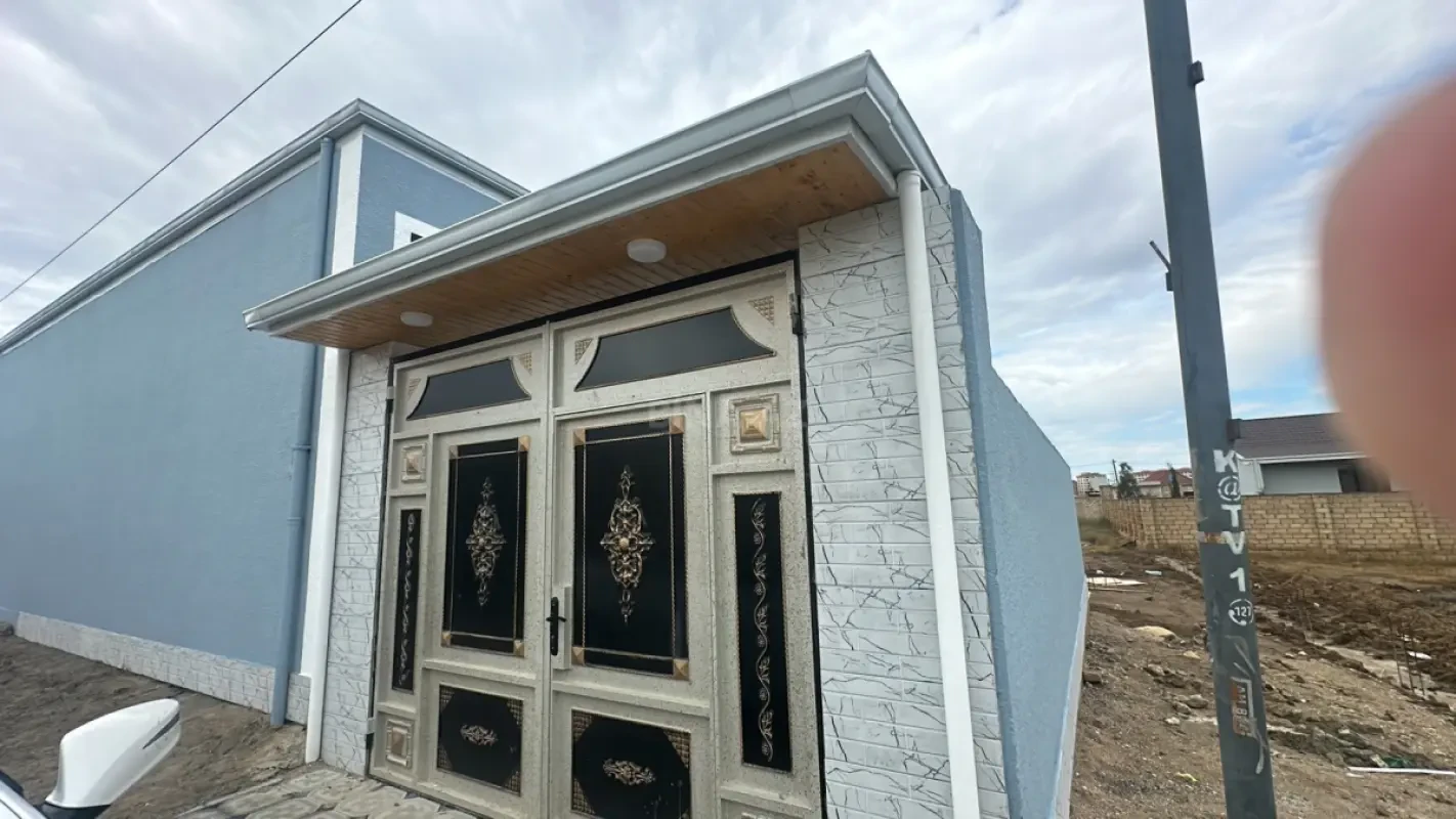 Satılır 4 otaqlı həyət evi 102 m²