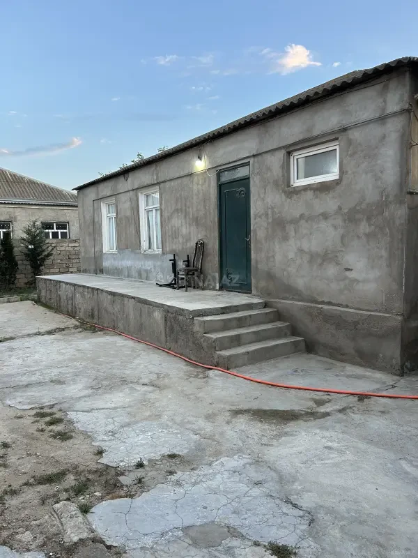 Satılır 4 otaqlı həyət evi 120 m²
