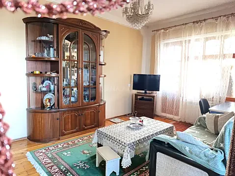 Kirayə verilir 1 otaqlı mənzil 60 m² — Bakı, Nizami 1 otaq 60.00 m²