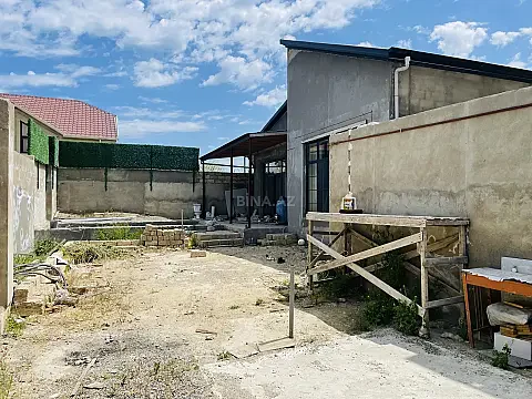 Satılır 5 otaqlı həyət evi 130 m² — Bakı, Mərdəkan 5 otaq 130.00 m²