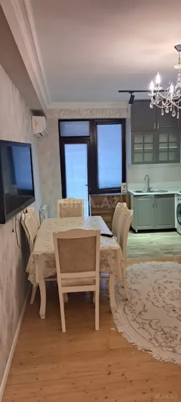 Kirayə verilir 3 otaqlı mənzil 100 m²