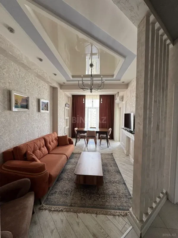 Kirayə verilir 2 otaqlı mənzil 65 m²