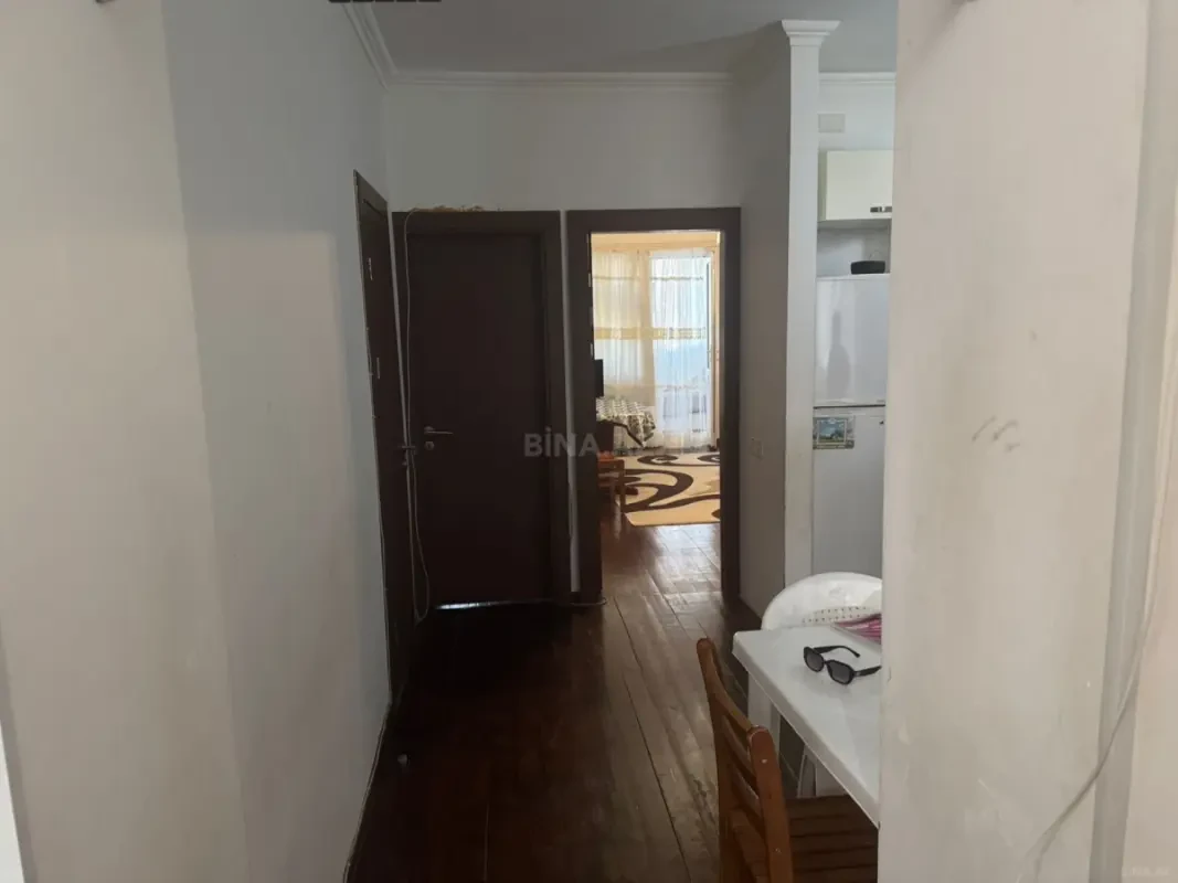 Satılır 2 otaqlı mənzil 72 m²