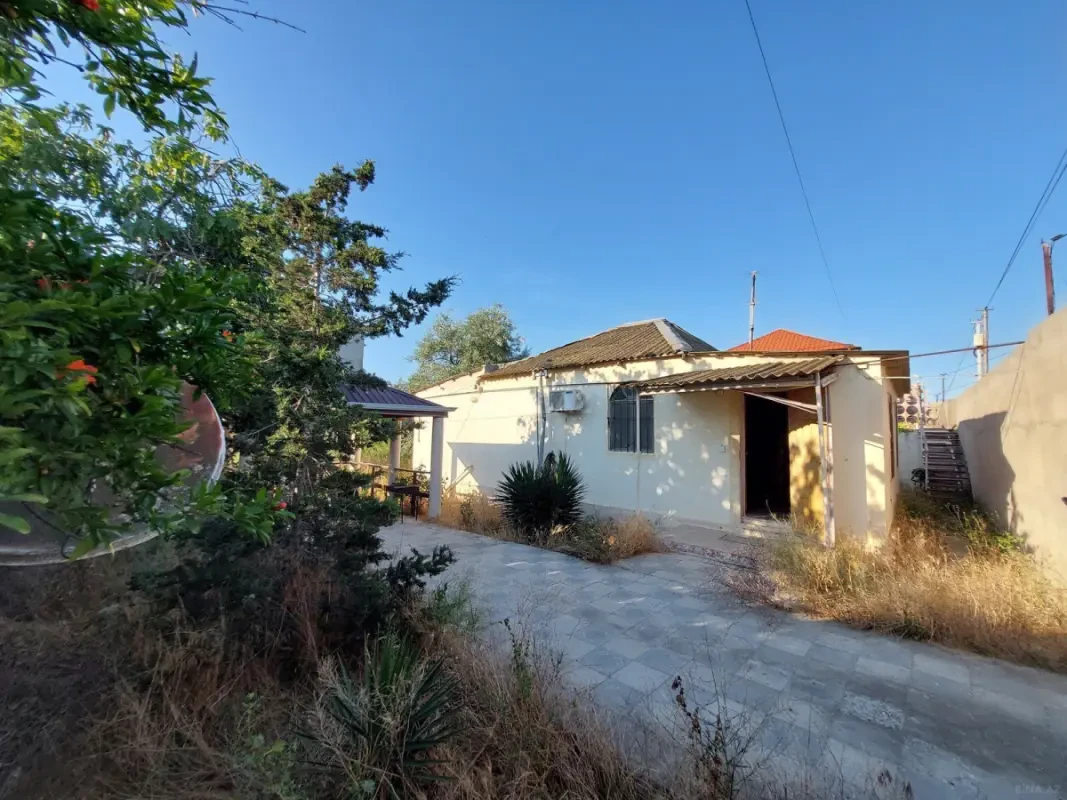Satılır 3 otaqlı həyət evi 90 m²