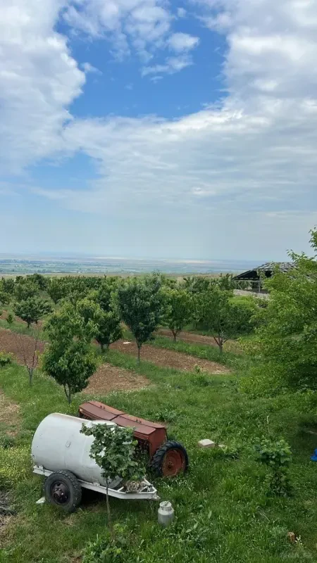 Satılır torpaq sahəsi 900 m²