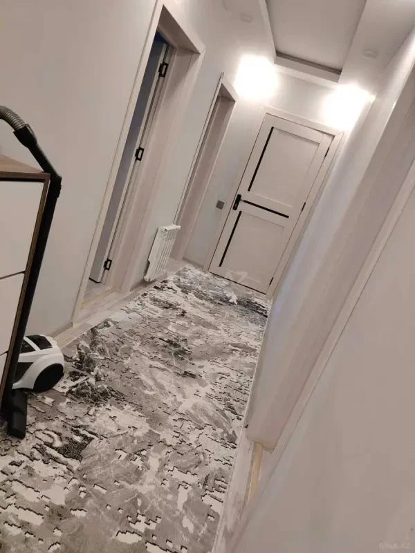 Satılır 4 otaqlı həyət evi 2500 m²
