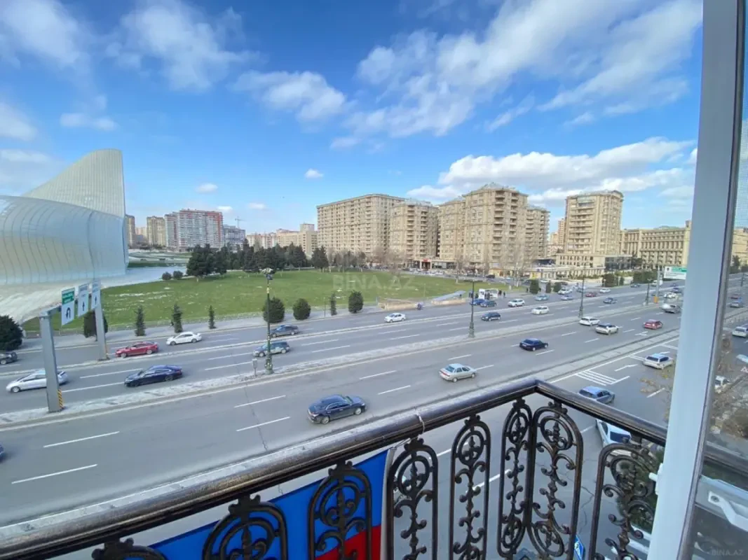 Satılır 2 otaqlı mənzil 45 m²