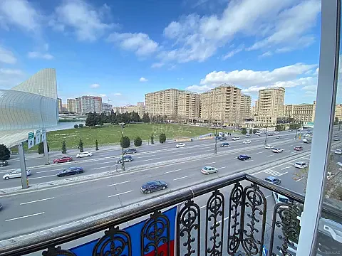 Satılır 2 otaqlı mənzil 45 m² — Bakı, Nərimanov 2 otaq 45.00 m²