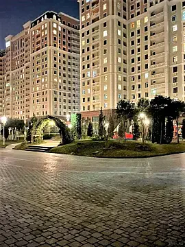 Satılır 4 otaqlı mənzil 185 m² — Bakı 4 otaq 185.00 m²