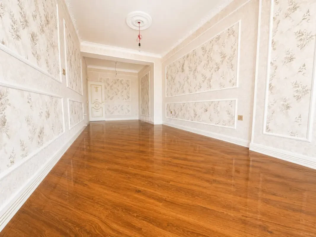 Satılır 3 otaqlı mənzil 91.5 m²