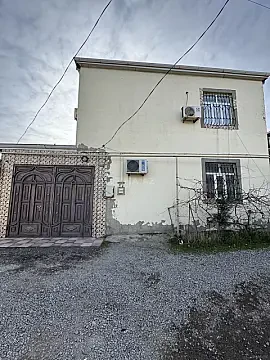 Satılır 4 otaqlı həyət evi 140 m² — Bakı 4 otaq 140.00 m²