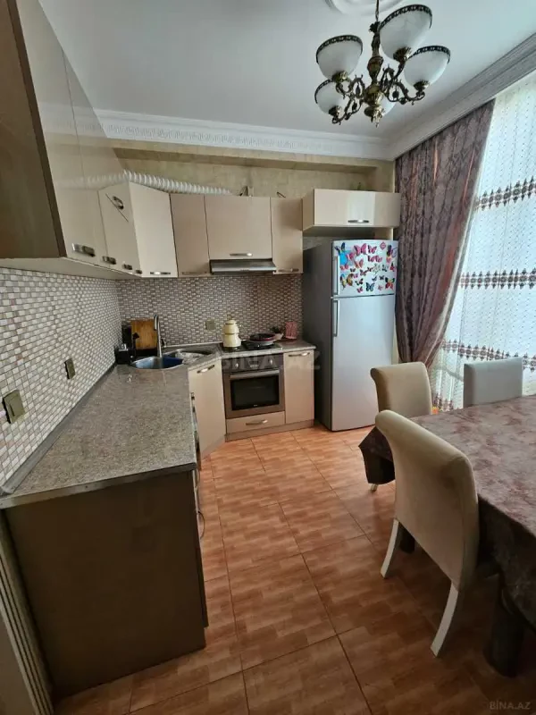 Kirayə verilir 2 otaqlı mənzil 55 m²