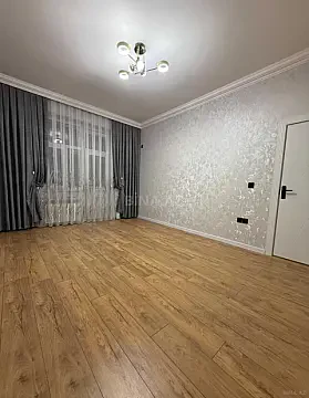 Satılır 3 otaqlı mənzil 101 m² — Bakı, Memar Əcəmi yanı 3 otaq 101.00 m²