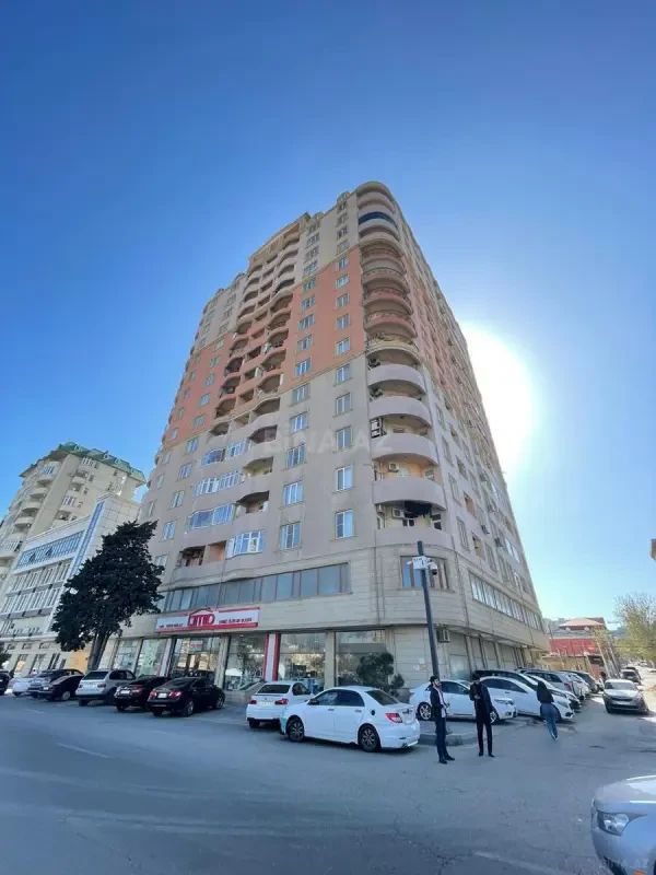 Kirayə verilir 2 otaqlı mənzil 75 m²