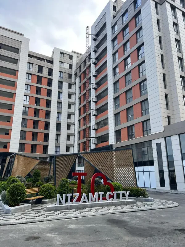 Kirayə verilir 2 otaqlı mənzil 70 m²