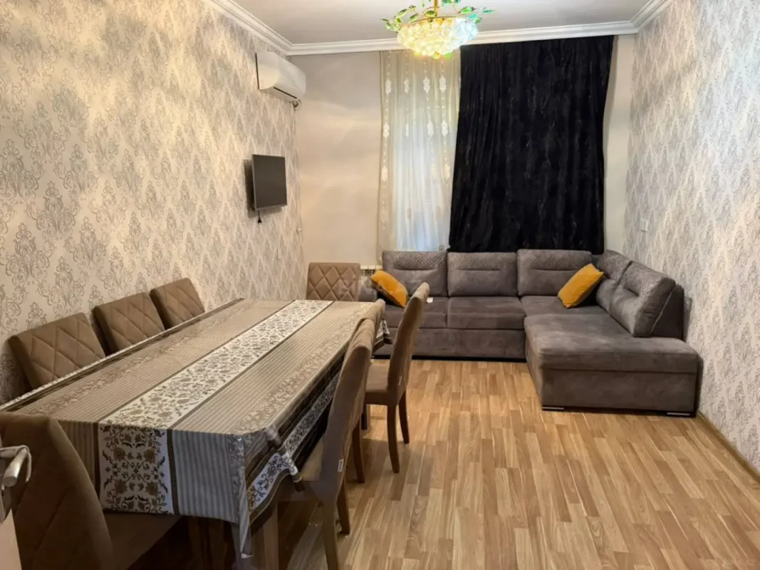 Kirayə verilir 2 otaqlı mənzil 40 m²