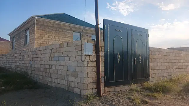 Satılır 3 otaqlı həyət evi 90 m² — Bakı 3 otaq 90.00 m²