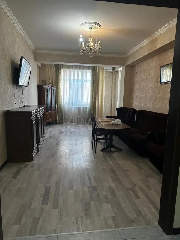 Kirayə verilir 3 otaqlı mənzil 105 m²