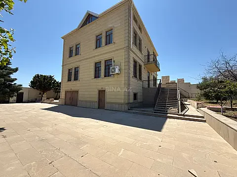 Satılır 5 otaqlı həyət evi 300 m² — Bakı, Novxanı 5 otaq 300.00 m²