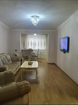 Satılır 3 otaqlı mənzil 70 m² — Bakı, İnşaatçılar 3 otaq 70.00 m²