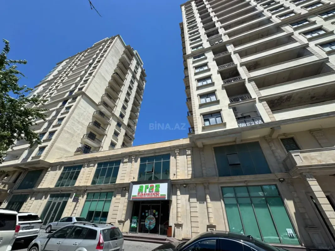 Satılır 2 otaqlı mənzil 95 m²