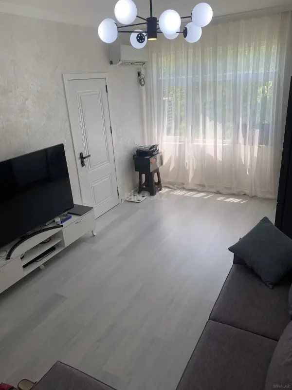 Satılır 2 otaqlı mənzil 35 m²