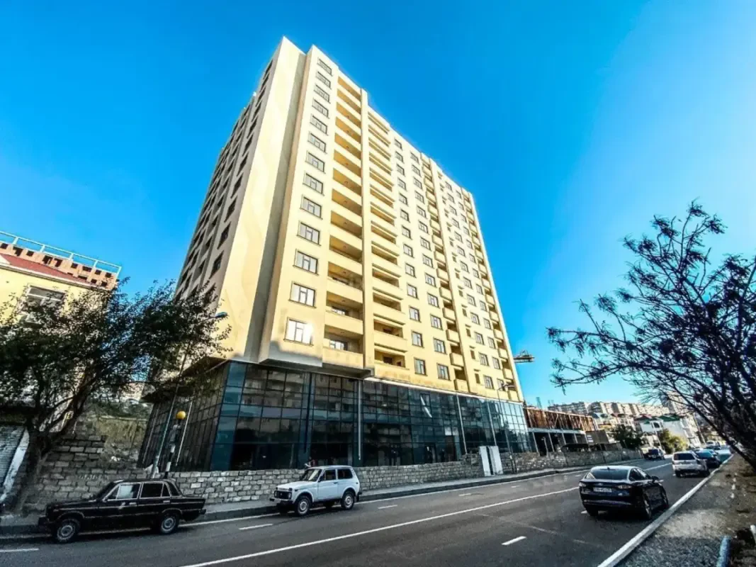 Satılır 3 otaqlı mənzil 105 m²