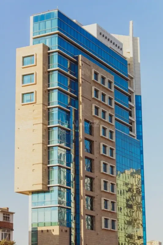 Kirayə verilir 20 otaqlı ofis 1000 m²