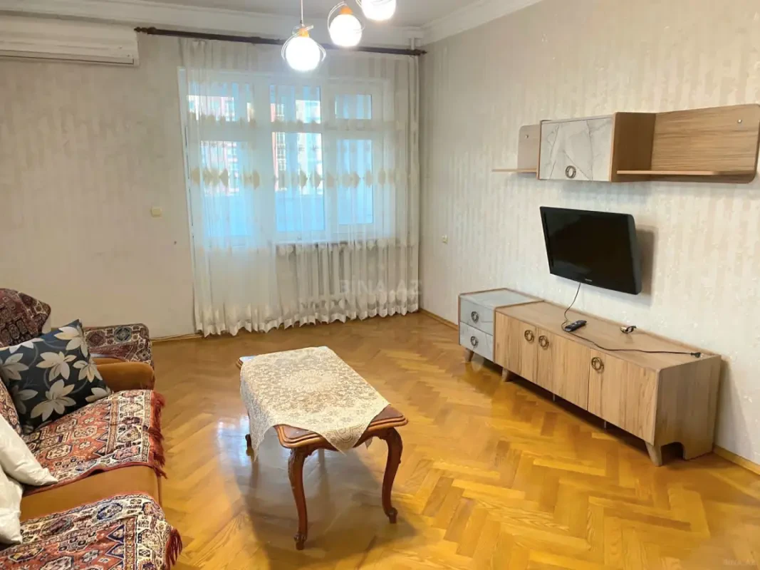 Satılır 2 otaqlı mənzil 86 m²