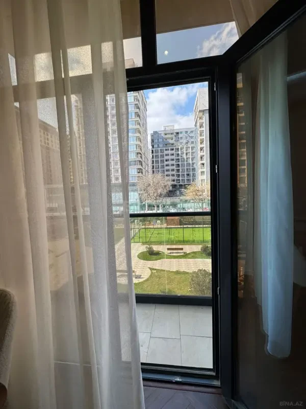 Satılır 2 otaqlı mənzil 90 m²