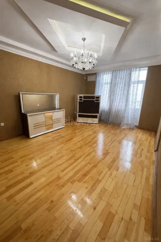 Satılır 3 otaqlı mənzil 100 m²