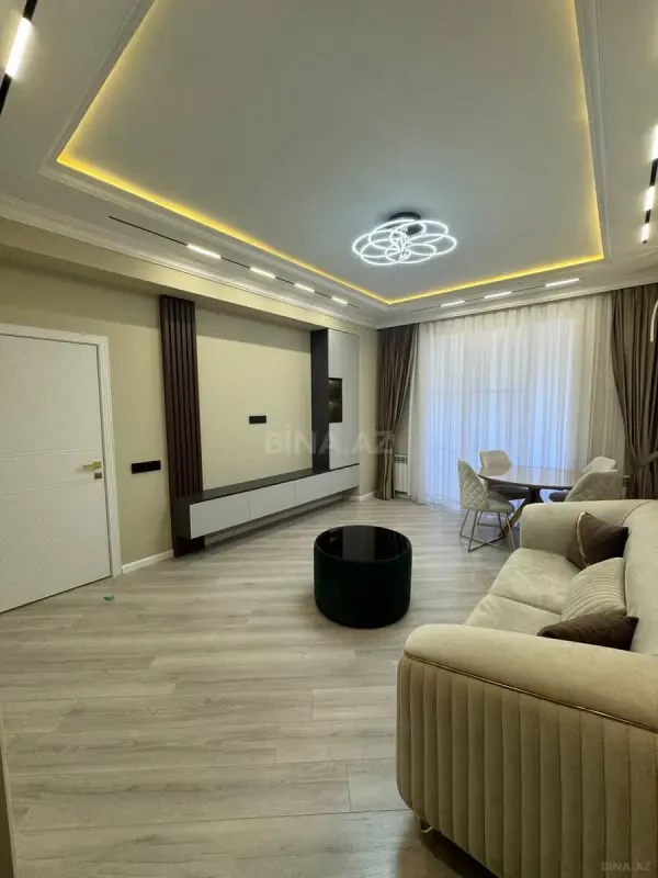 Satılır 2 otaqlı mənzil 80 m²