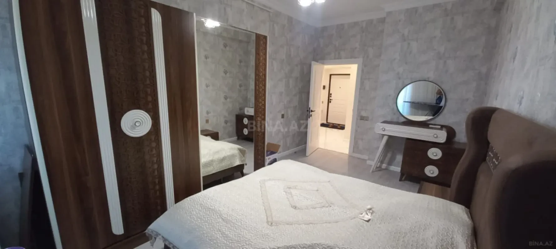 Kirayə verilir 2 otaqlı mənzil 70 m²