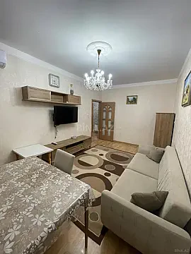 Kirayə verilir 3 otaqlı mənzil 80 m² — Bakı, Memar Əcəmi yanı 3 otaq 80.00 m²