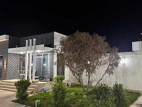 Kirayə verilir 4 otaqlı həyət evi 130 m² — Bakı, Şüvəlan 4 otaq 130.00 m²