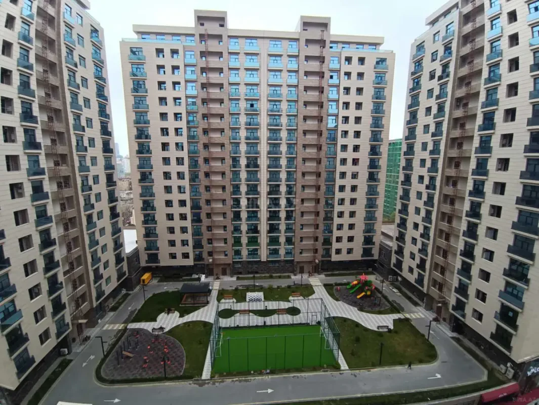 Satılır 2 otaqlı mənzil 70 m²