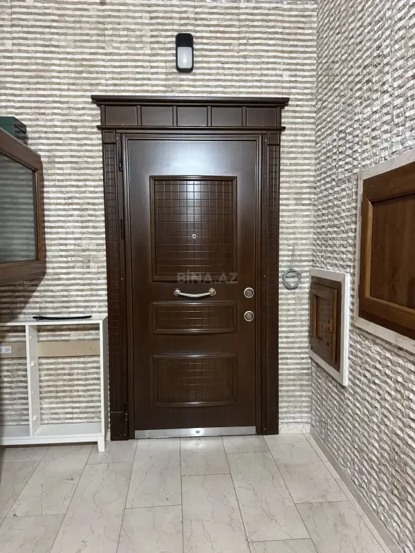 Satılır 3 otaqlı mənzil 219 m²