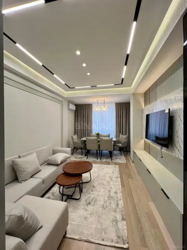Satılır 3 otaqlı mənzil 112 m²