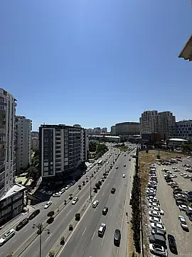 Satılır 4 otaqlı mənzil 150 m² — Bakı, İnşaatçılar 4 otaq 150.00 m²